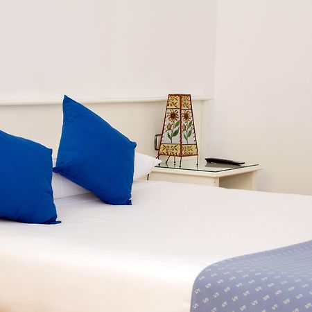 Checkin Madrid Parla Hotel Ngoại thất bức ảnh