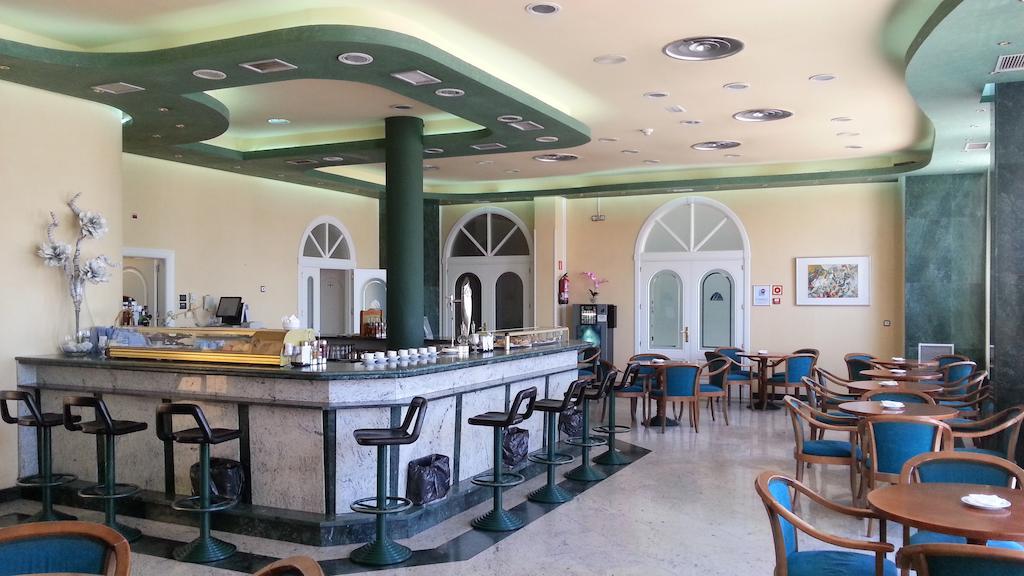 Checkin Madrid Parla Hotel Ngoại thất bức ảnh