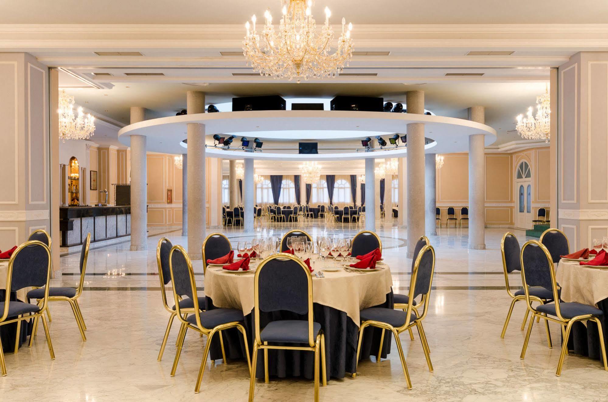 Checkin Madrid Parla Hotel Ngoại thất bức ảnh