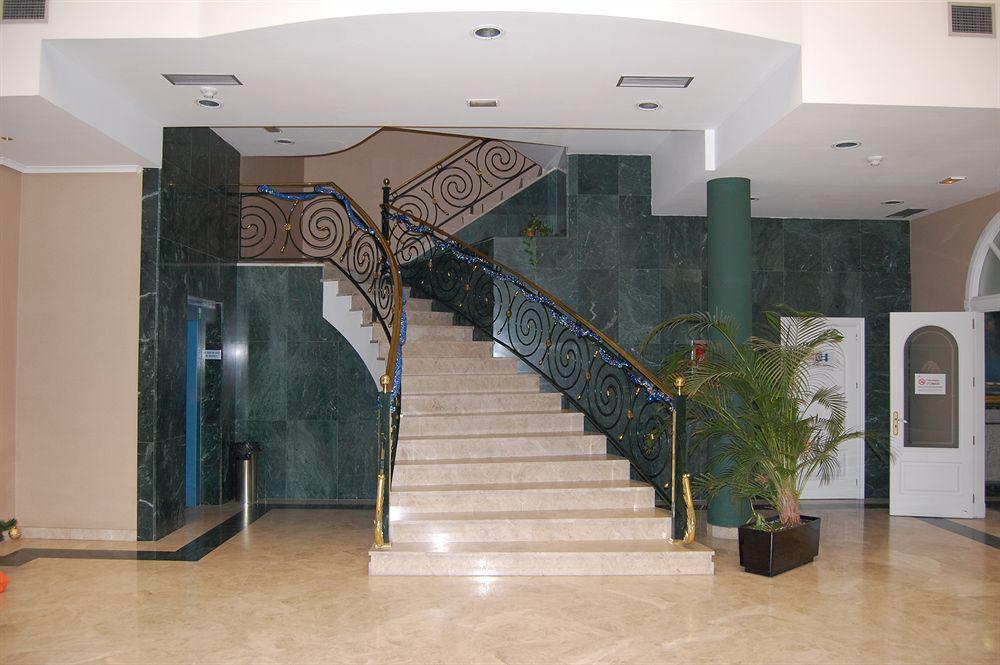 Checkin Madrid Parla Hotel Ngoại thất bức ảnh